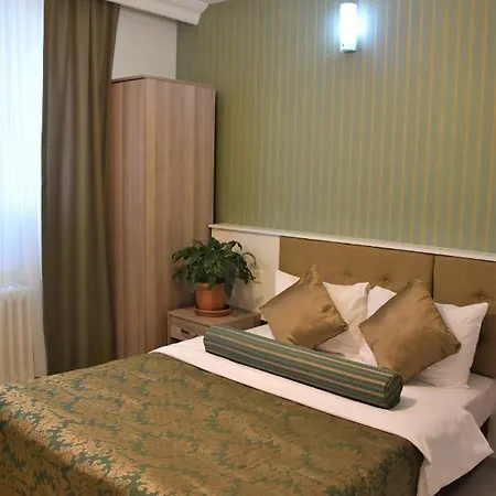Dinar Hotel 2*