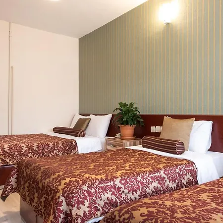 Hotel Dinar 2*