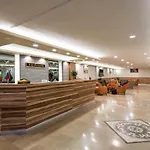 Dinar 伊斯坦布尔