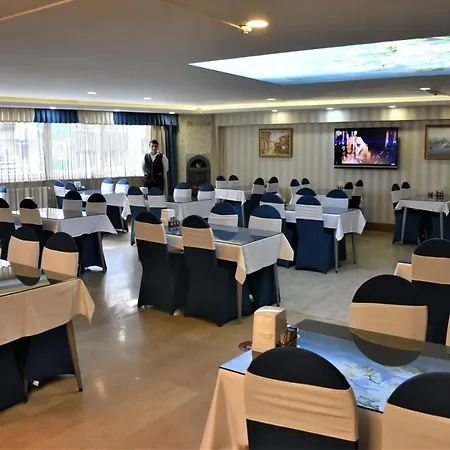 Dinar איסטמבול