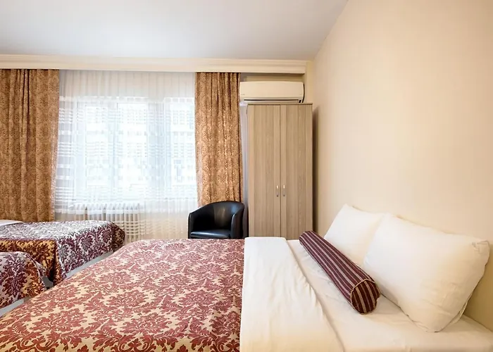 Dinar Istanbulská provincie